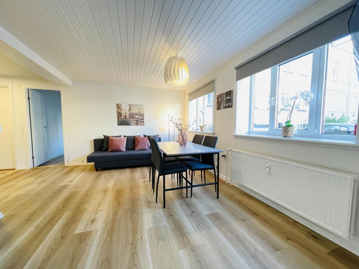 Aday - Charming Apartment In The Pedestrian Street Of Frederikshavn Eksteriør bilde
