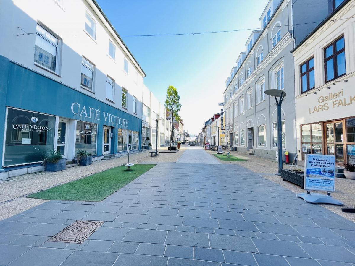 Aday - Charming Apartment In The Pedestrian Street Of Frederikshavn Eksteriør bilde